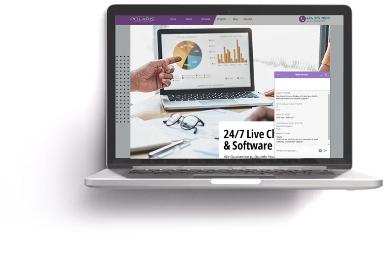 24/7 live chat software on a laptop